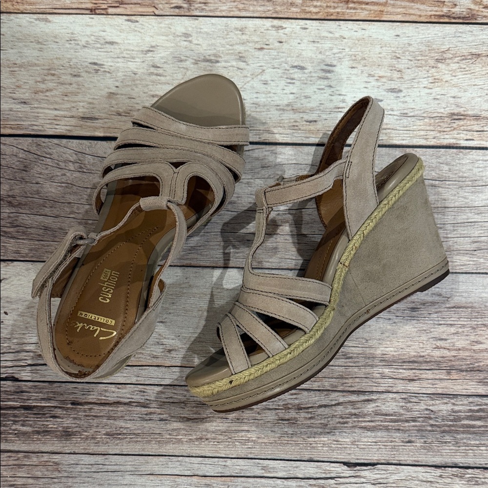 Clarks Women's Beige Wedge Sandals